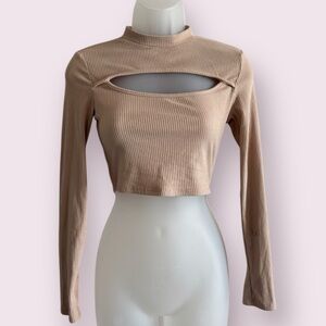 Timing Beige Cutout Crop Top Long Sleeve Fitted Ribbed Size M